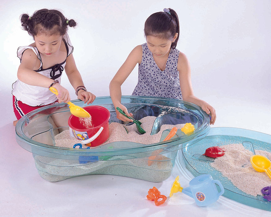 Sand and water Table, Clear