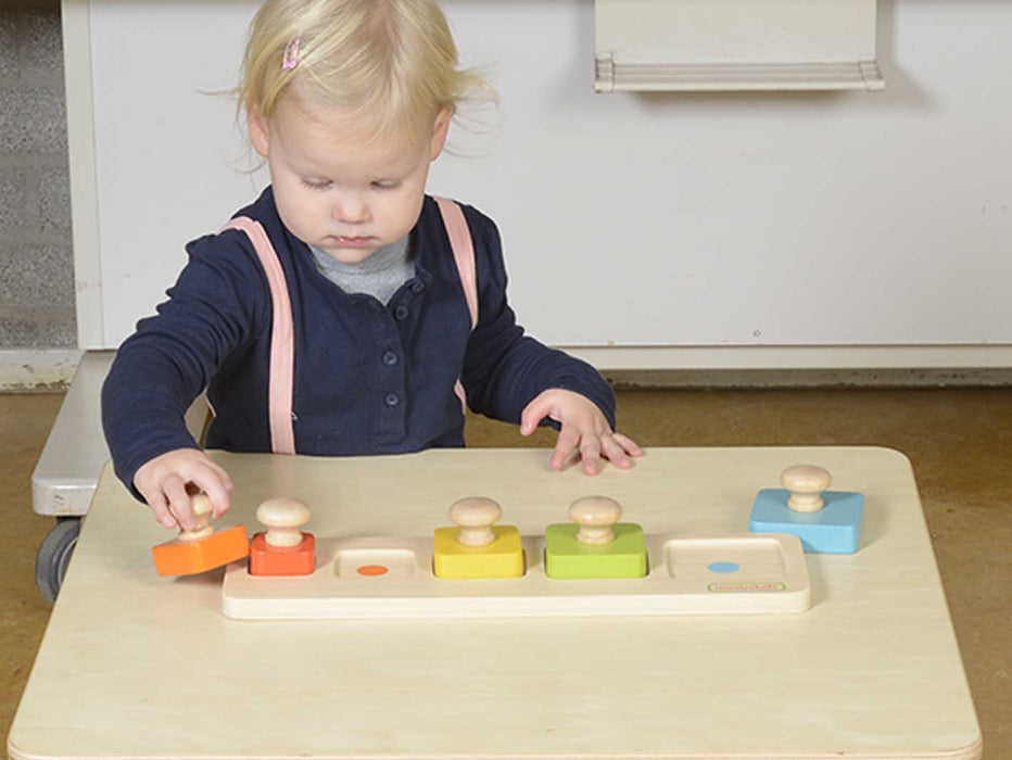 Size & Colour Matching Peg Board